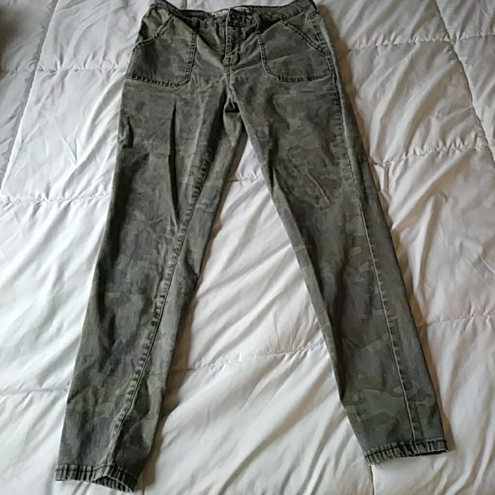 High waist camo jeggings
